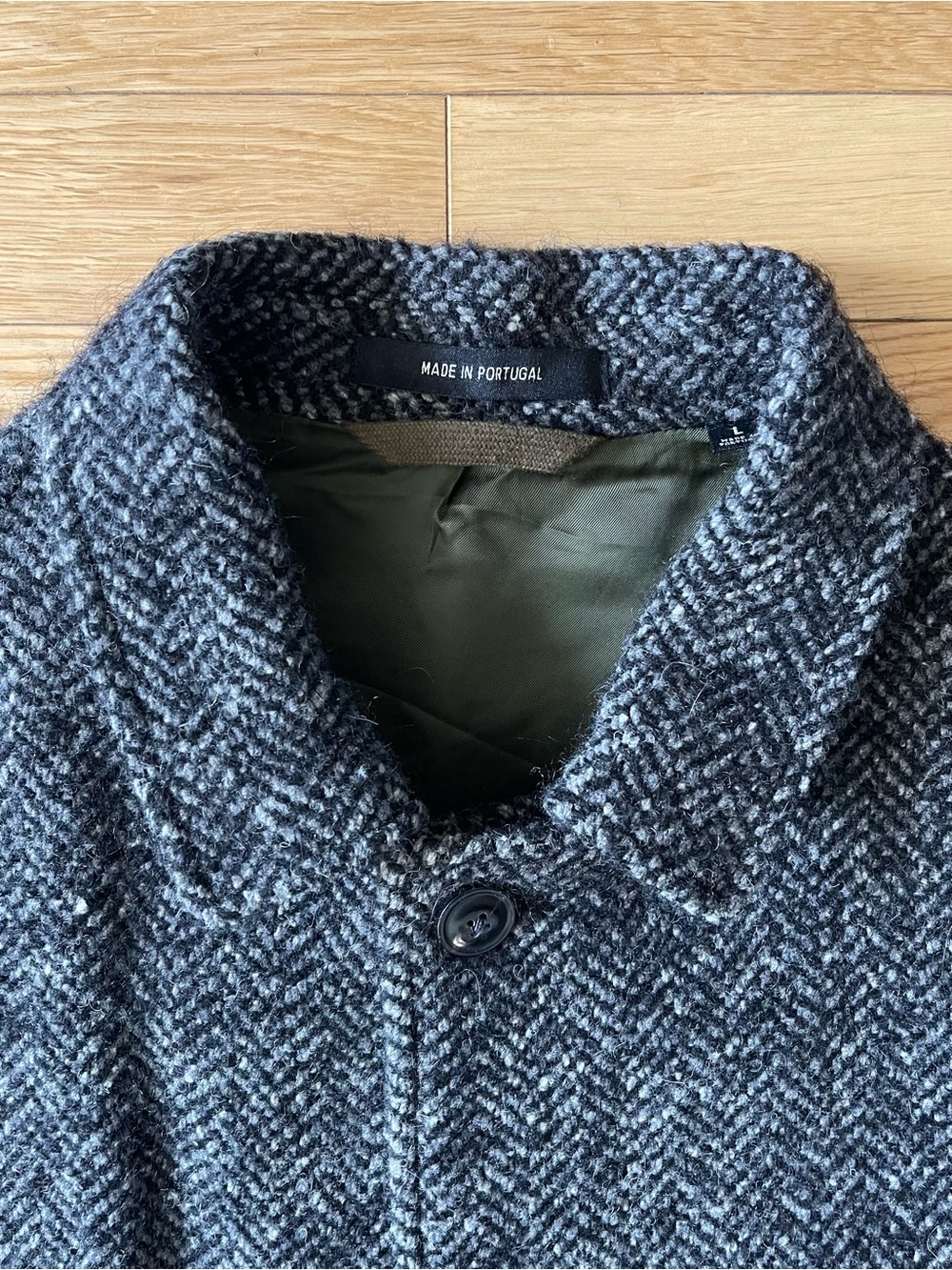 Todd Snyder Italian Wool Walking Jacket in Charcoal Herringbone - Picture 3 of 11